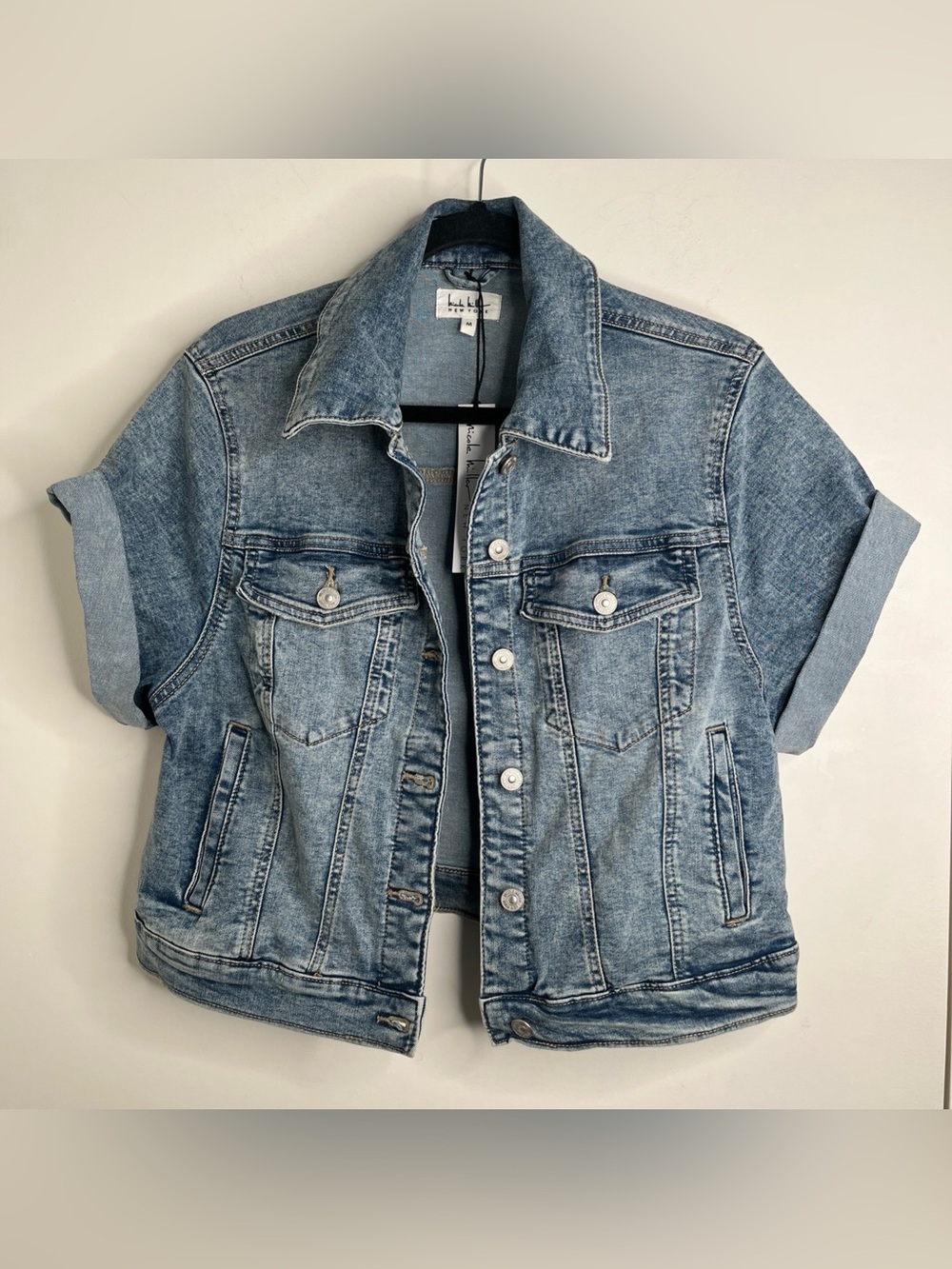 NWT Nicole Miller Womens Cropped Denim Jacket Light Wash Trucker  Med Y2K Grunge